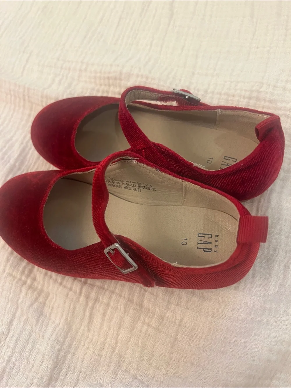 GAP Girls Red Velvet Mary Jane Dress Shoes